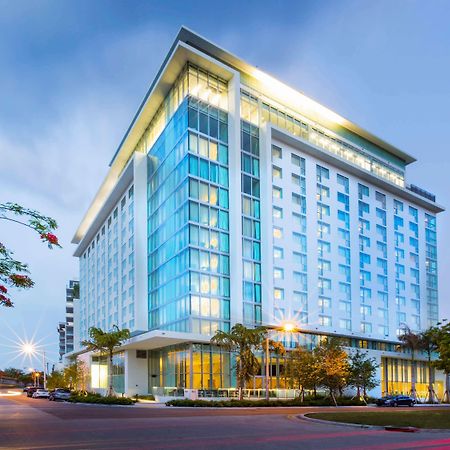 Novotel Miami Brickell Exterior photo