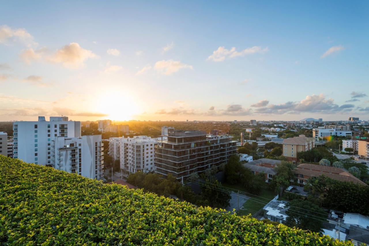 Novotel Miami Brickell Exterior photo